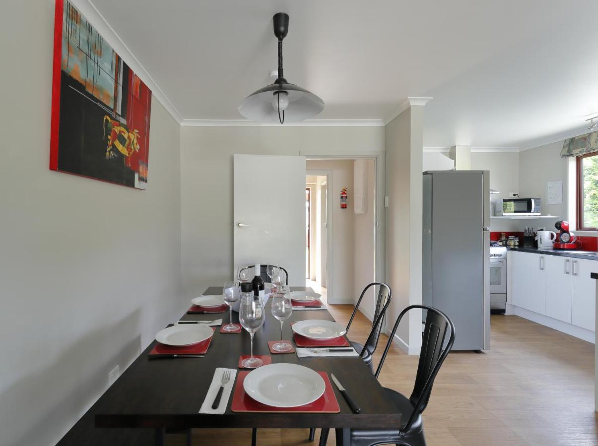 Mokonui Cottage - Te Anau Holiday Home Dış mekan fotoğraf