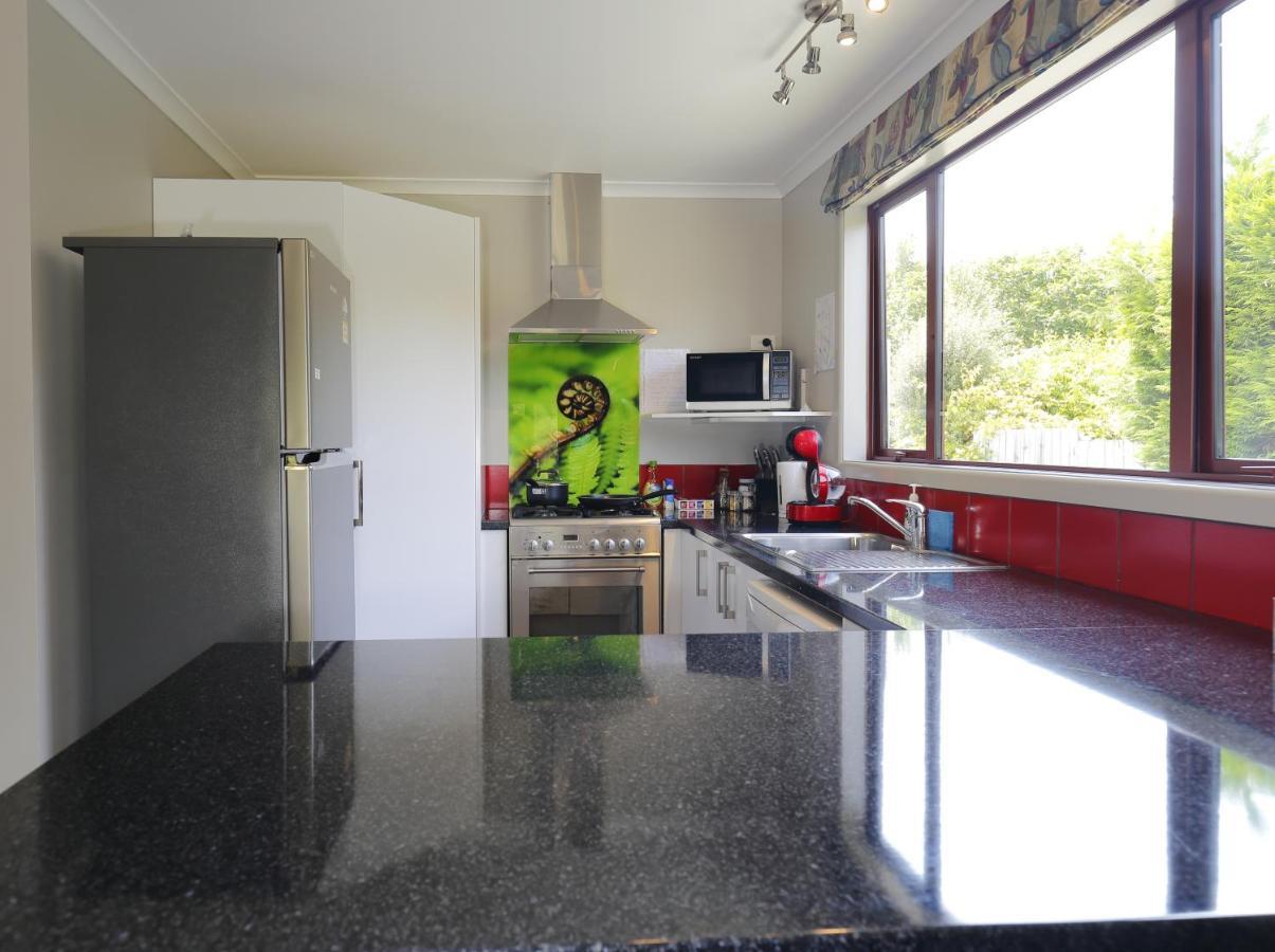 Mokonui Cottage - Te Anau Holiday Home Dış mekan fotoğraf
